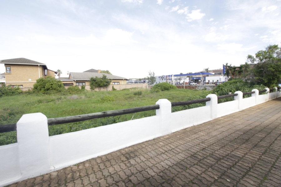 6 Bedroom Property for Sale in Ferreira Town Eastern Cape